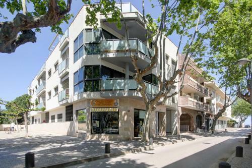 Apartamento El Port Llan�a - Barneda Premium