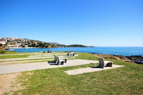 Apartamento El Port Llan�a - Barneda Premium