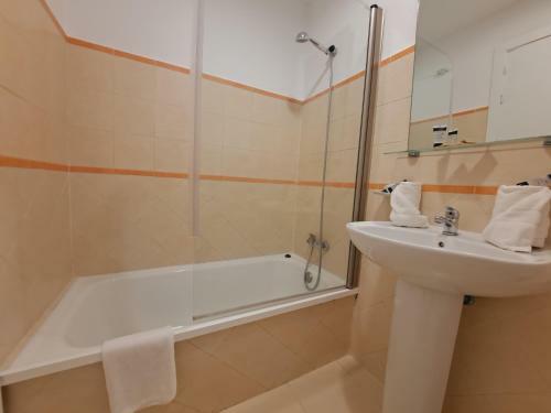 Apartamentos Vacacionales Ca�os De Meca