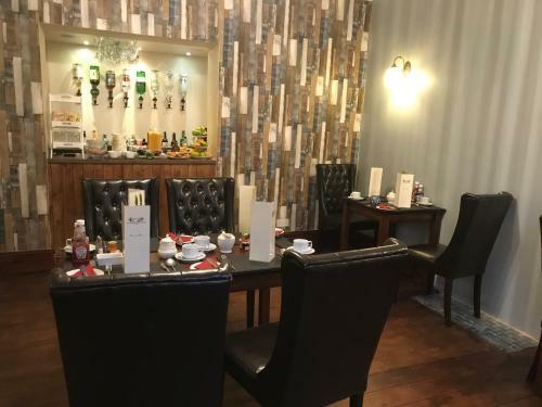 Hostal Clifton Villa Guest House