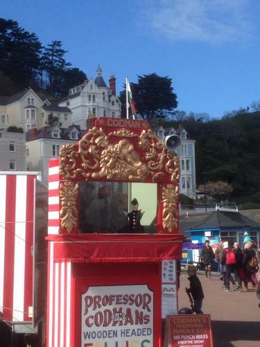 Hostal Clifton Villa Guest House