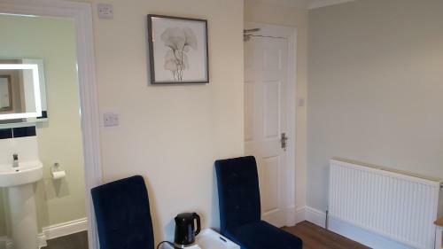 Riverbank Bed And Breakfast