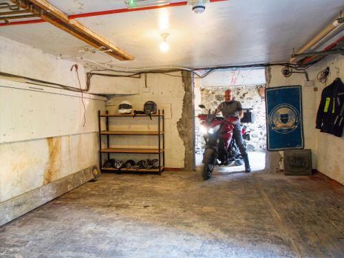 Riverbank Bed And Breakfast