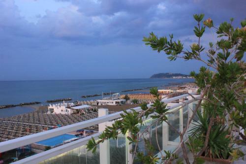 Hotel Augustus- Direttamente Sul Mare