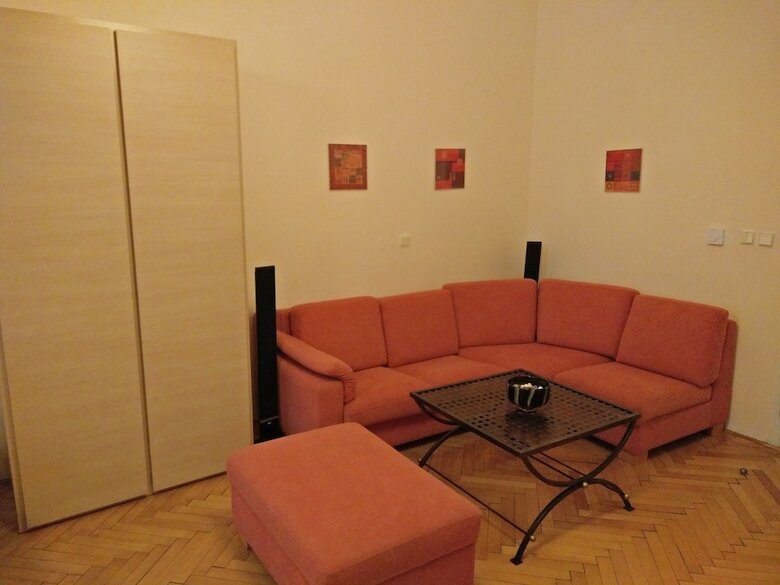Apartments T�nsk� 7