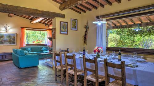 Villa Bosco Delle Monache 8+2