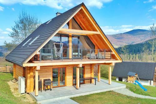 Pine Tree Chalet