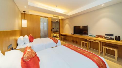 Hanyun Hot Spring Hotel