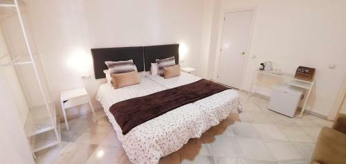 Hostal Fan Rooms Duquesa