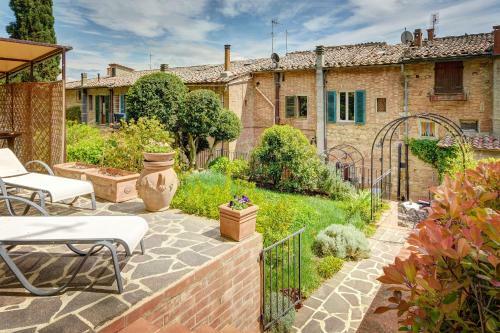 Hostal Garden House