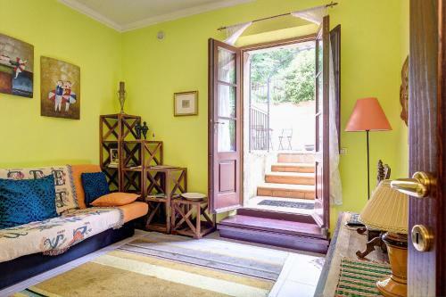 Hostal Garden House