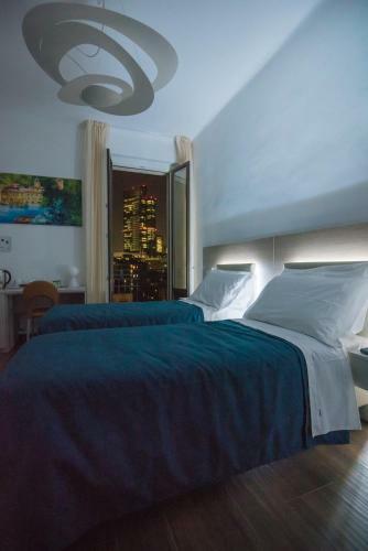 Hostal Enjoy Milano Skyline