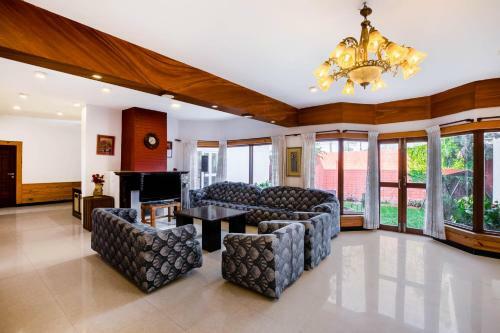Villa Saffronstays Coonoor Aurora Estate