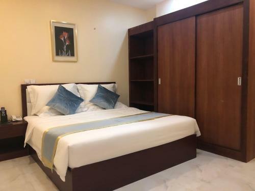 A1 Hotel