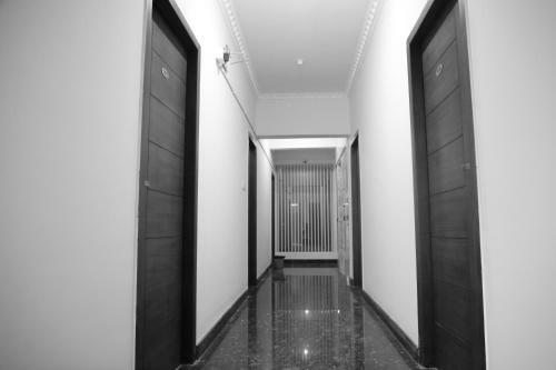 Hotel Monarch Stays Gandhi Nagar