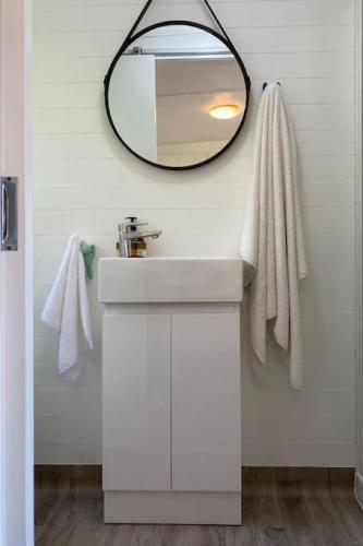 Awesome Mt Eden 1br Unit - Wifi-carpark - Heatpump