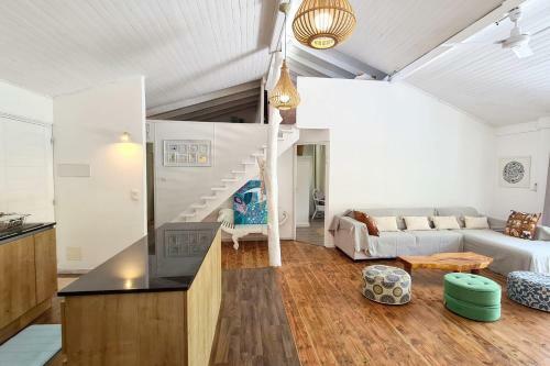 Cottage Manua