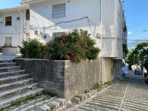 Ballo Apartments