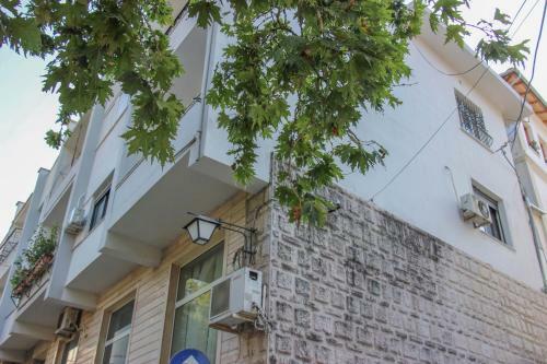 Ballo Apartments