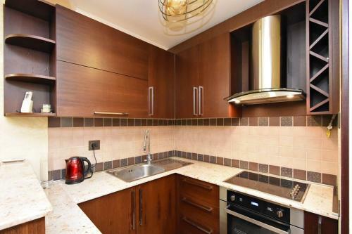 Two-bedroom New Apartment Near Cascade