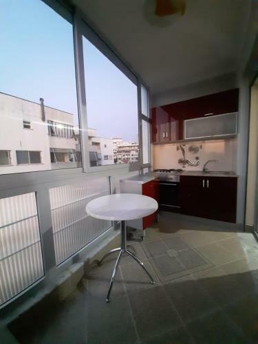 Apartamento Erjoni's Guest House