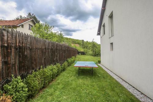 Sunnyside Villa