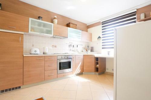 Sunnyside Villa