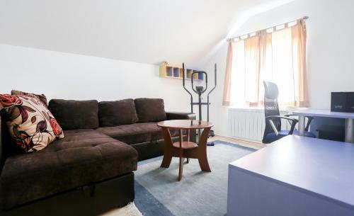 Sunnyside Villa