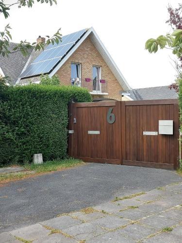 Grote Villa In Bredene Nabij Het Strand
