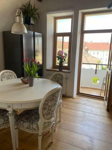 Apartamento Shabby Chick 3 Bedroom Mezonet With Balcony
