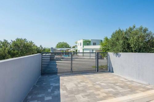 Villa Nin Holiday Home With Pool