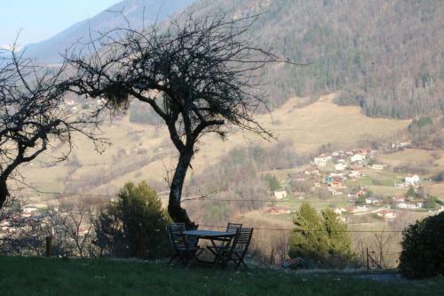 Villa La Maison Du Haut de Freydon 10 � 12 Personnes