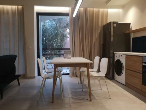 Eirini's Brand New 2 Bedroom Apartment