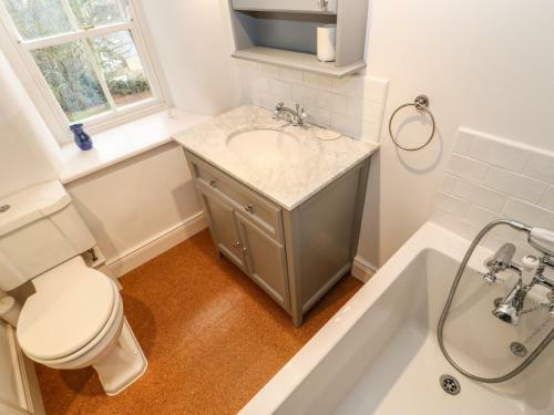 Cross View Cottage