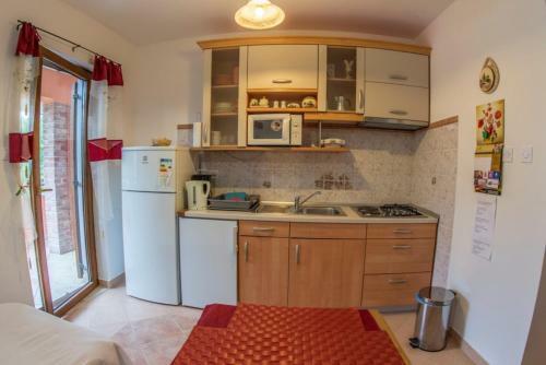 Apartments Mondina - Sea View And Garden
