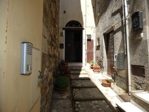 Scappo In Umbria, Porta Leone