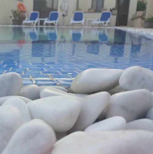 Apartamento Cheerful 5-bedroom Villa With Pool