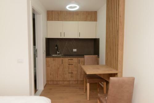 Noce Apartments - Premium Lake View