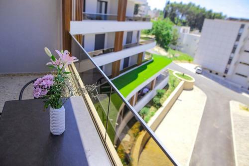 Allure Apartments