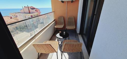Seaview Apartment & Pool