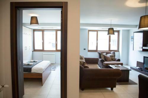 Ahoy Luxury Apartment