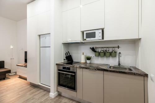 Merkela Street Apartment 14
