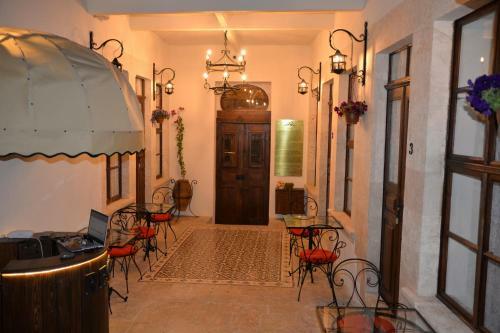 Hotel Ranjous Otel