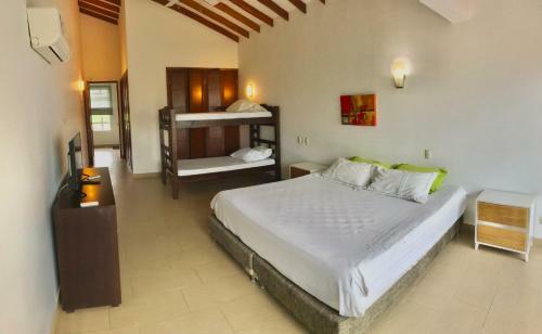 Casa Del Mar 37