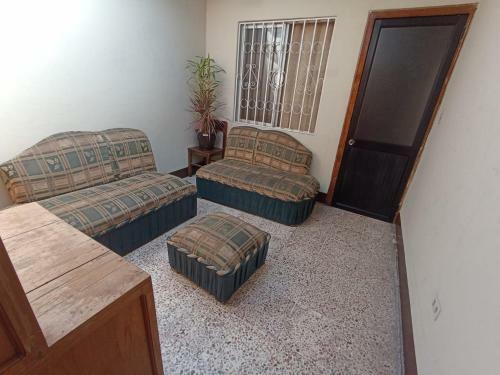 Alojamiento Hostal Reshouse