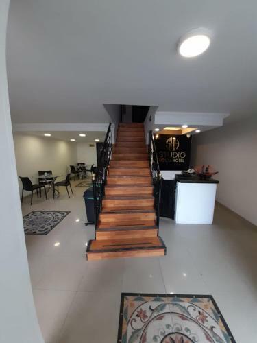 House Studio Hotel