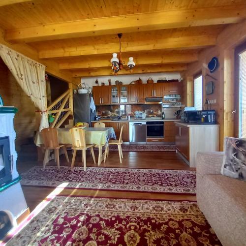 Eco House Hribik