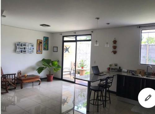 Habitaci�n Con Hermosa Vista