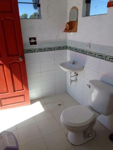Hostal Lake House Occosuyo
