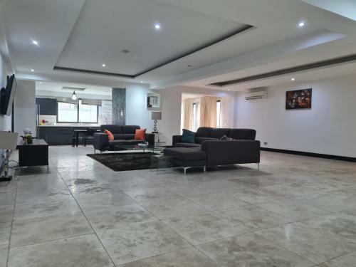 Apartamento 3 Bed Airport Residential